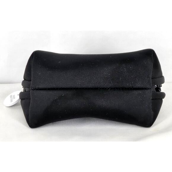 JUICY COUTURE BLACK COSMETIC CASE – 6x5x4" – LOGO FRONT + WATER-RESISTANT LINER - Picture 3 of 9